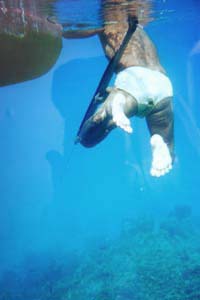 (c) Milda Drueke. Seenomade der Bajo in Indonesien Om Lahali