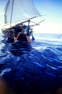 (c) Milda Drueke. Seenomade der Bajo in Indonesien Om Lahali